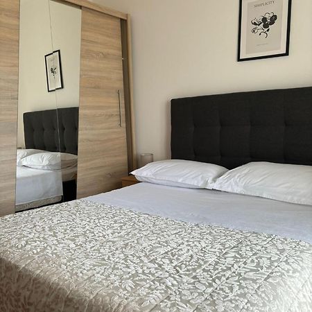 Apartman Luka Šibenik Exterior foto